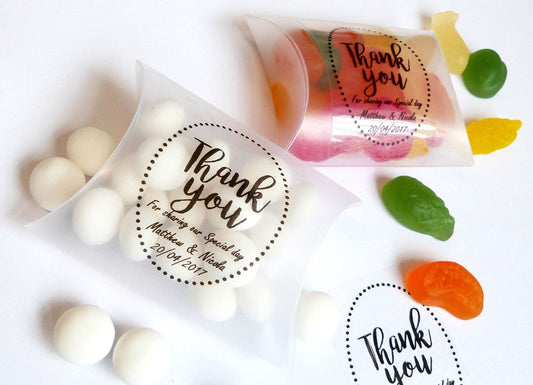 20 x clear wedding favour boxes with clear thank you personalised sticker label