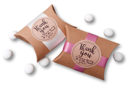 50 x Small personalised wedding favour boxes pillow pouch table favours with thank you label stickers